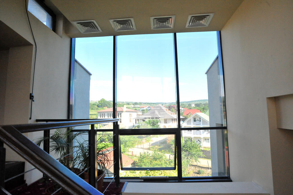 Pensiunea Novis Iasi Exterior photo